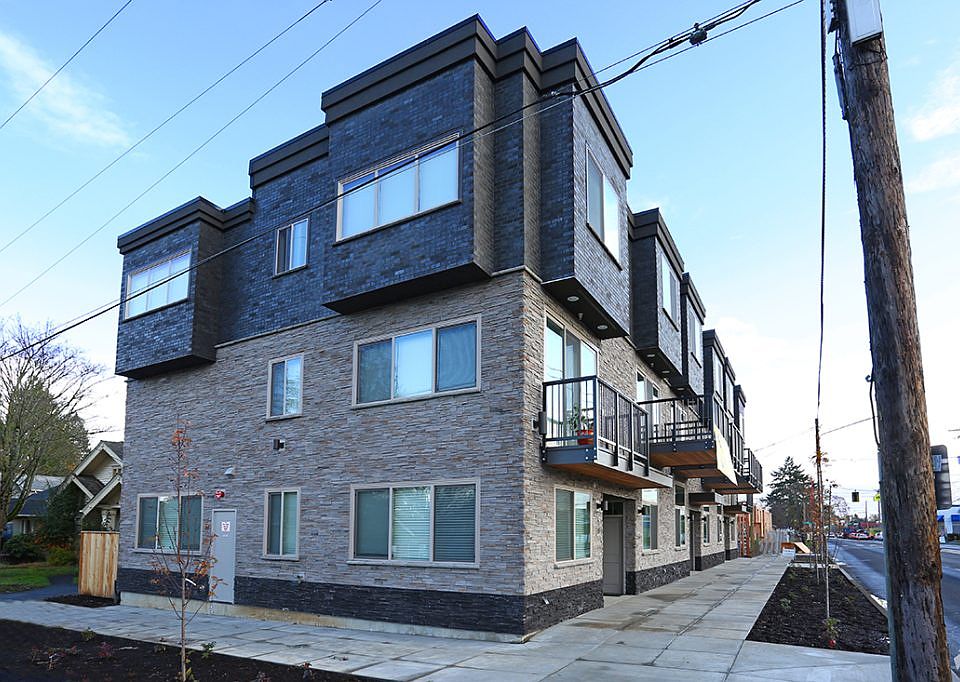 Building Photo 4