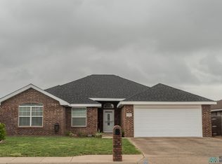 2229 Jadyn Ln, Clovis, NM 88101