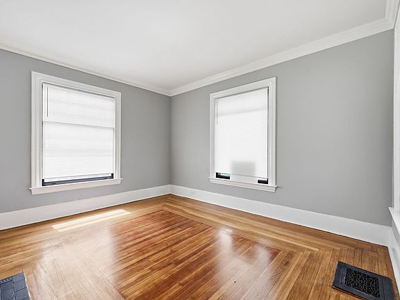 5th image of 43 Cornell St