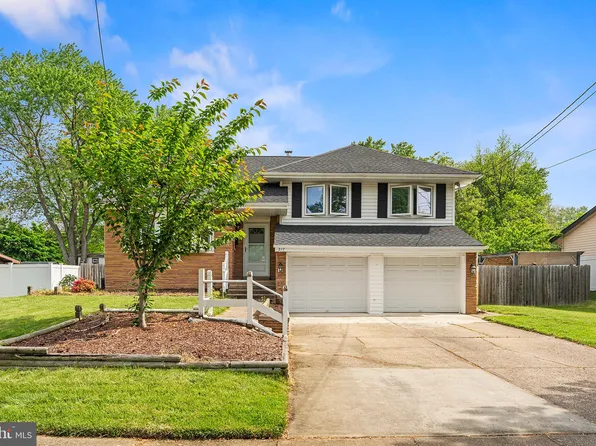 217 Belle Arbor Dr, Cherry Hill, NJ 08034