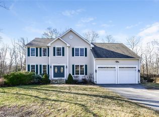 365 Cottrell Rd, Tiverton, RI 02878