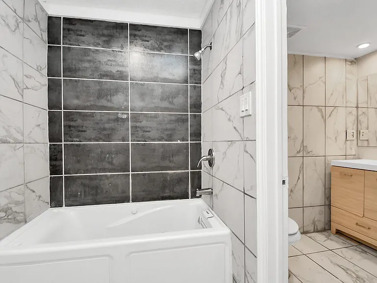 17903 Nanes Dr — Photo 50