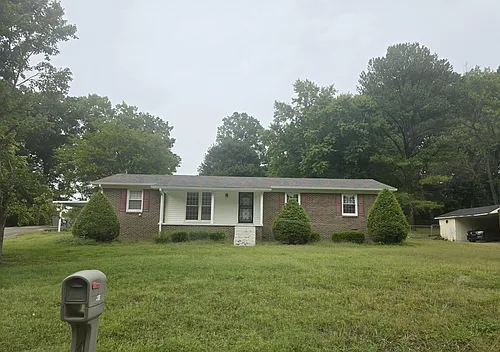 208 Caldwell Dr Photo 1