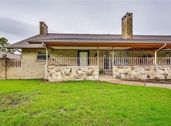 2nd image of 9036 Villa Park Cir