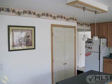 kitchen pantry.JPG