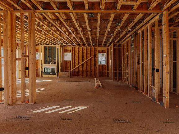 4th image of 1005 Addison Pl
