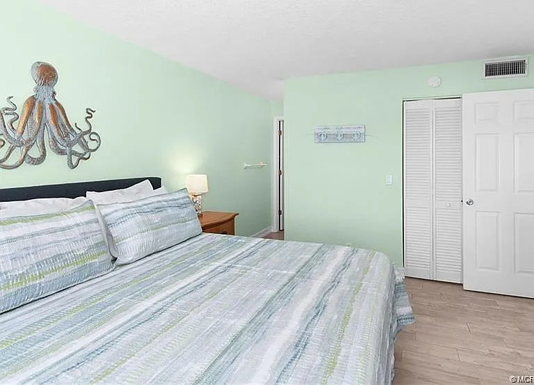 S Ocean Dr — Photo 29