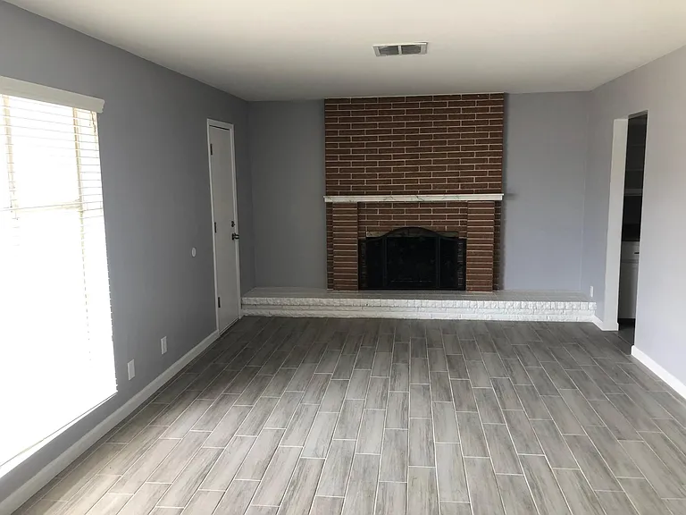 3932 W Solar Dr — Photo 2