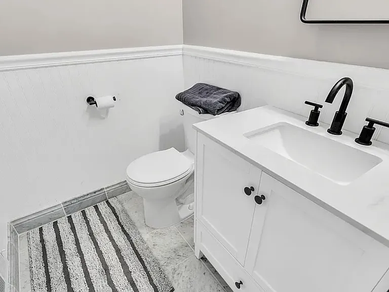 658 Driftwood Pl — Photo 9
