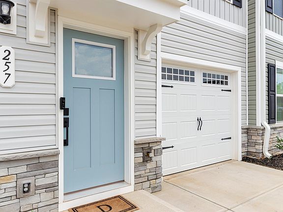 3rd image of 257 Ensley Dr