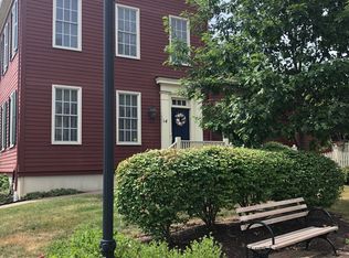 14 Cropsey St, Warwick, NY 10990
