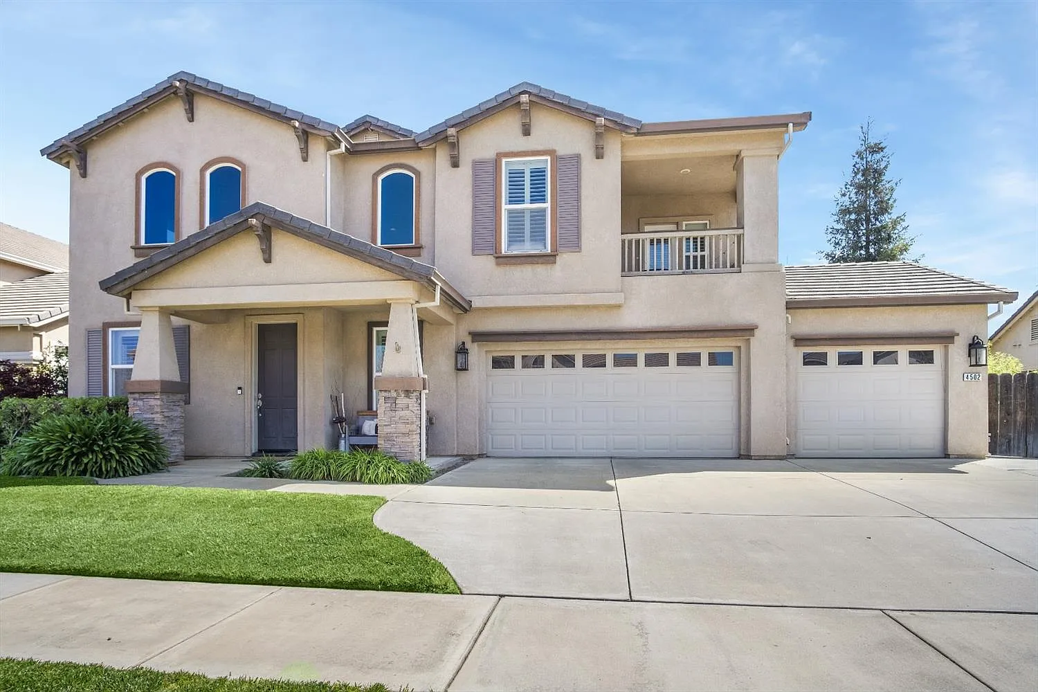 4502 Prairie Falcon Way photo 1