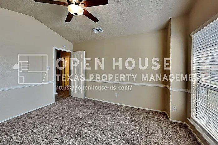 4418 Santa Cruz Ln — Photo 16