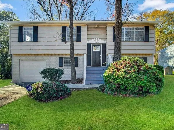 6410 Buckhurst Trl, College Park, GA 30349