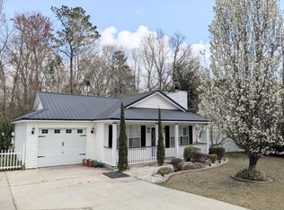 1008 Limerick Dr, Moncks Corner, SC 29461