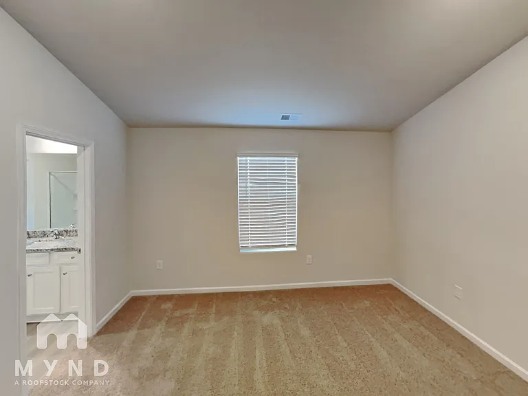 110 Lightning Dr — Photo 9