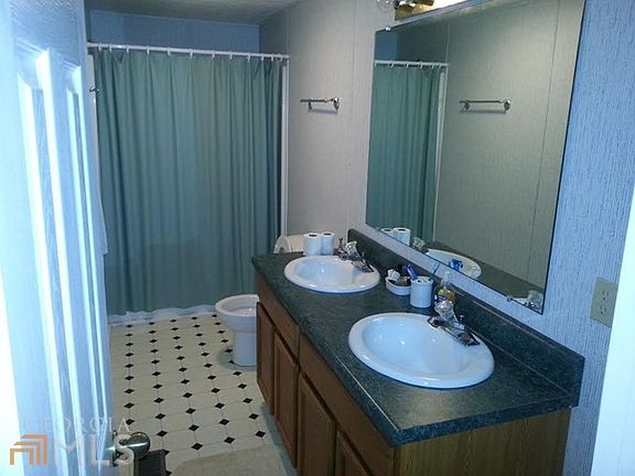 5th image of 356 River Lake Dr