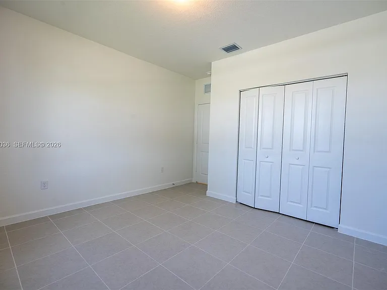 2485 SE 29th Dr — Photo 23