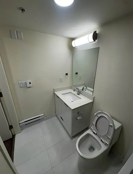 2619 Hastings St E — Photo 8