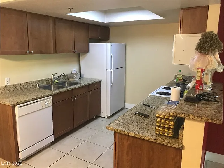 4200 S Valley View Blvd #2001 — Photo 31