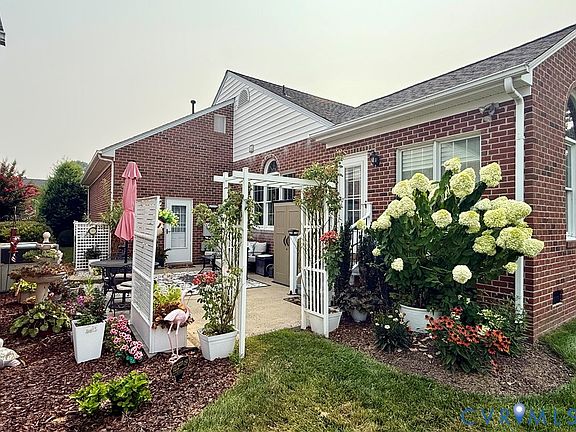 5th image of 4914 Crispin Ct