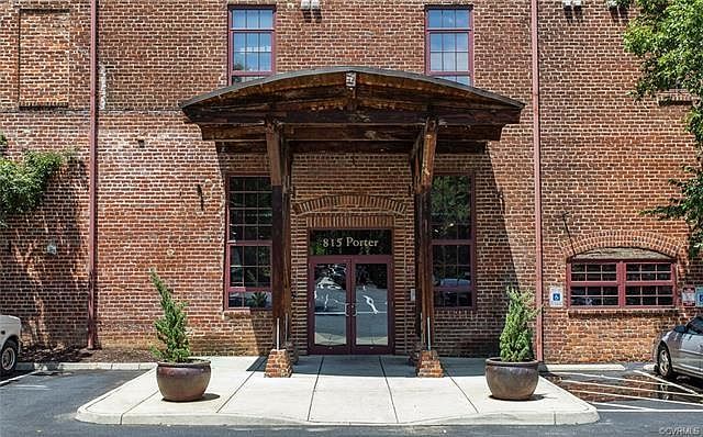 1st image of 815 Porter St APT 202