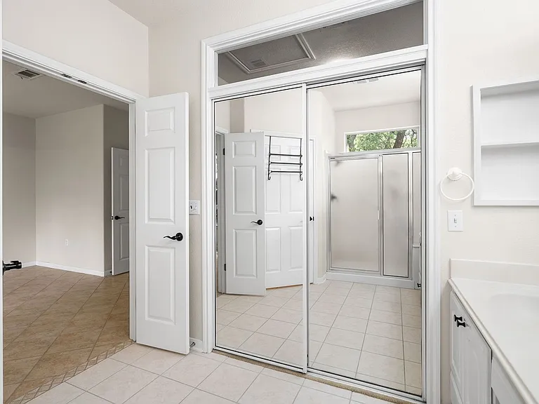 104 Bronco Cir — Photo 22
