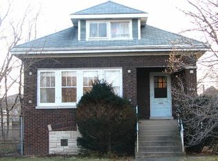 1307 S 8th Ave, Maywood, IL