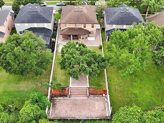 3rd image of 10233 SEROTINA COURT