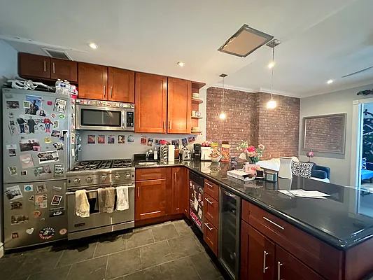 Rented by Nest Seekers International | media 10