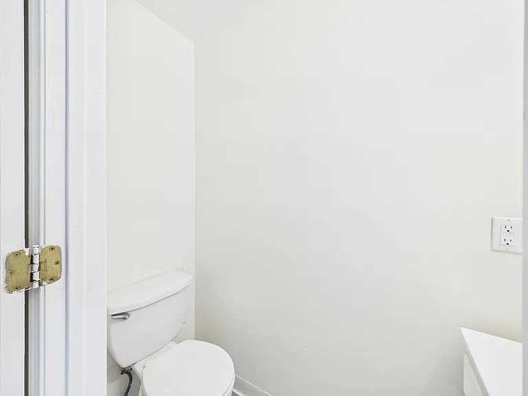 1519 N Bouvier St — Photo 22
