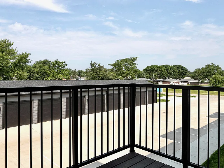 Prairie Park Apartments — Photo 14