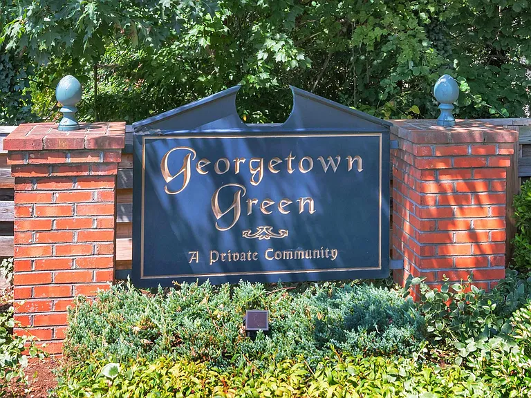 7 Georgetown Grn — Photo 4