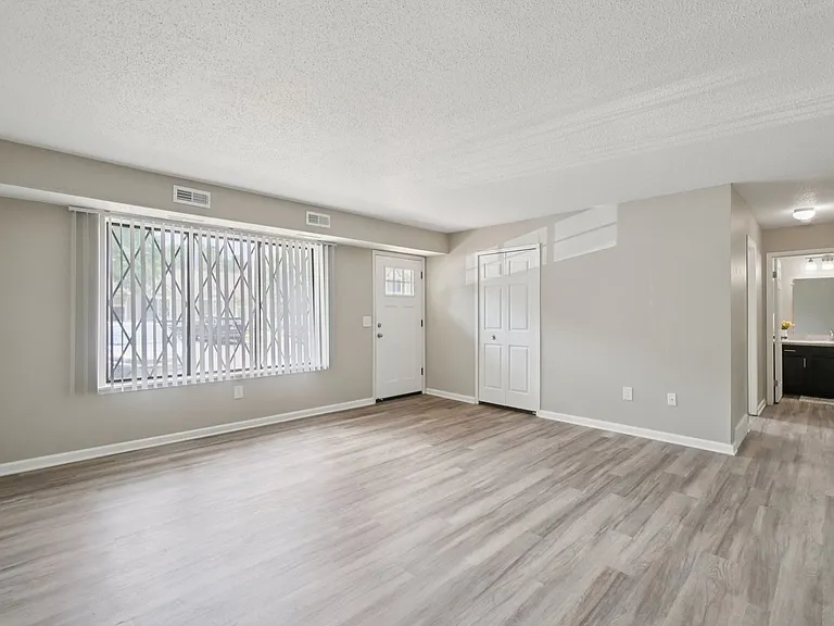 Beachwood Townhomes of Harrison Township — Photo 6
