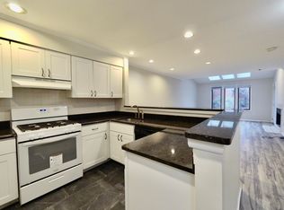 796 Spinnaker Ct, Secaucus, NJ