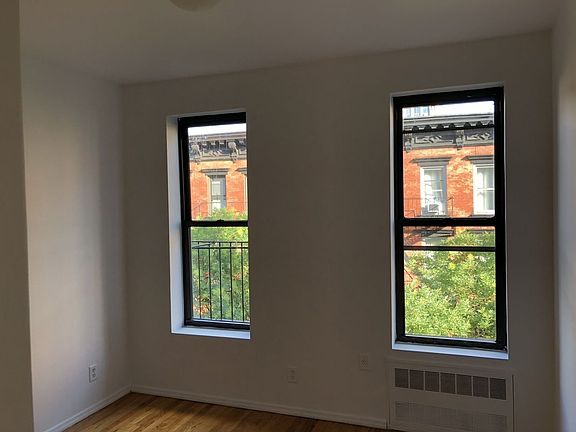 5th image of 7 Jones St APT 20
