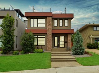 12444 Lansdowne Dr NW, Edmonton, AB T6H 4L5