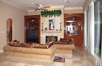2nd image of 44 Old Windsor Way