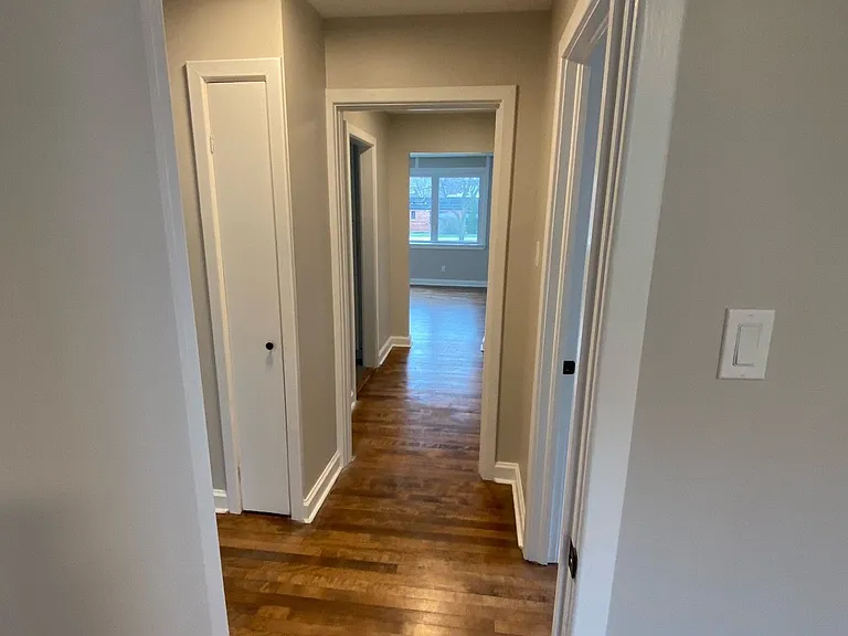 228 Woodroffe Ave #1 — Photo 14