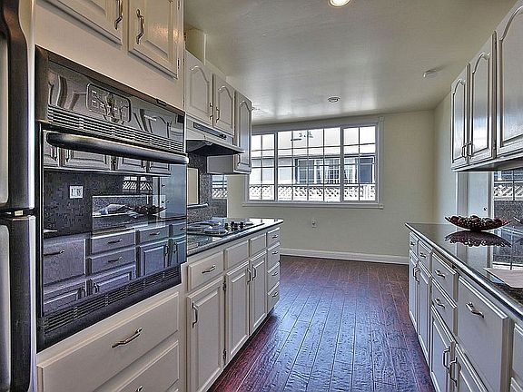 2nd image of 31329 Carroll Ave