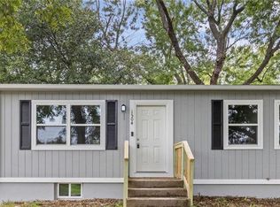 1504 N Emery St, Independence, MO 64050