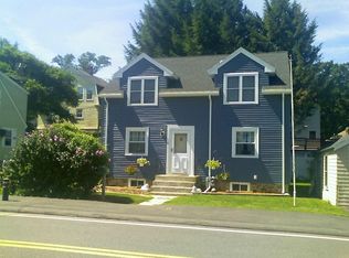 92 Bow St, Lexington, MA 02420