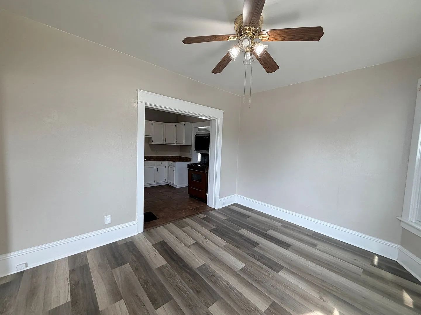 Newly Renovated 3-Bedroom Home in Moline — Photo 4
