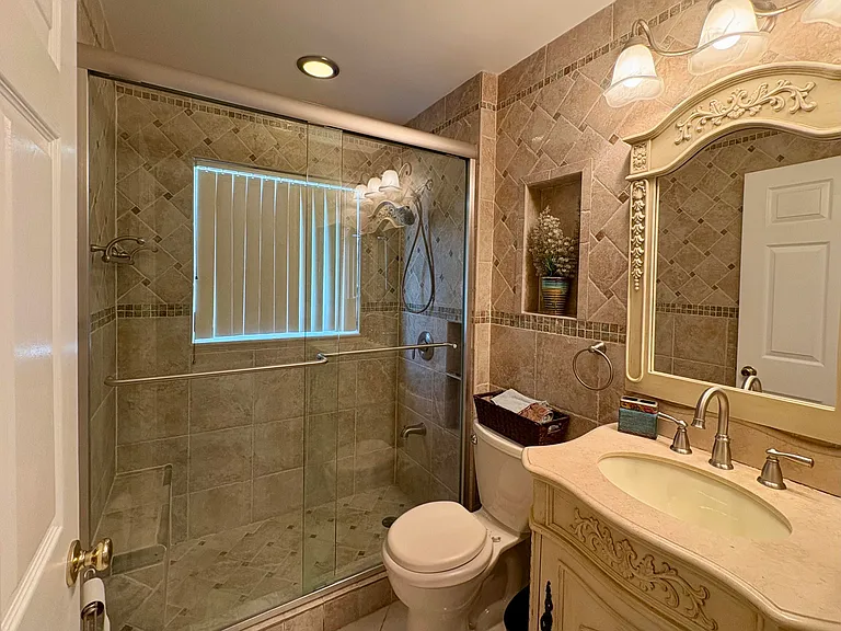 3771 Newport Ave — Photo 9