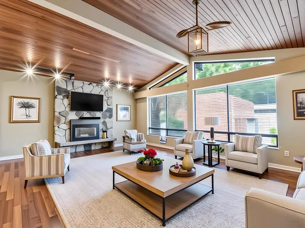 6457 Summit Cres, Delta, BC V4E 2C3