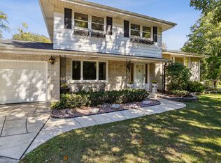 13042 S Forestview Rd, Palos Heights, IL 60463