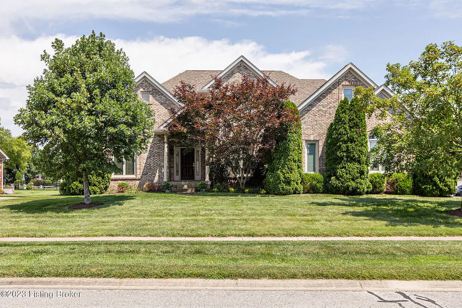 7609 Kendrick Crossing Ln photo 1