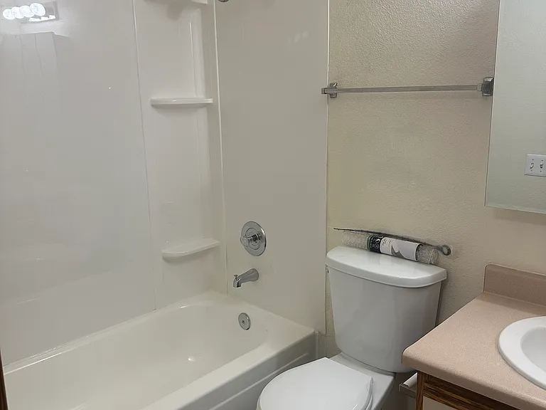 North Court — Photo 15