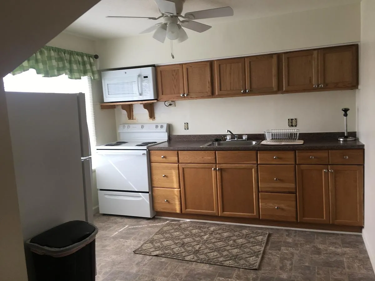 Kitchen - 445 Main St #4
