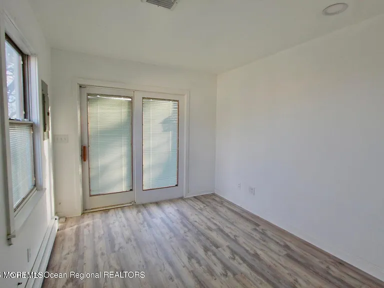 9 Kearney St #A — Photo 13